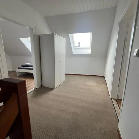 Haus Mit 6 Zimmern, 2 Parkplaetzen Naehe Alzey